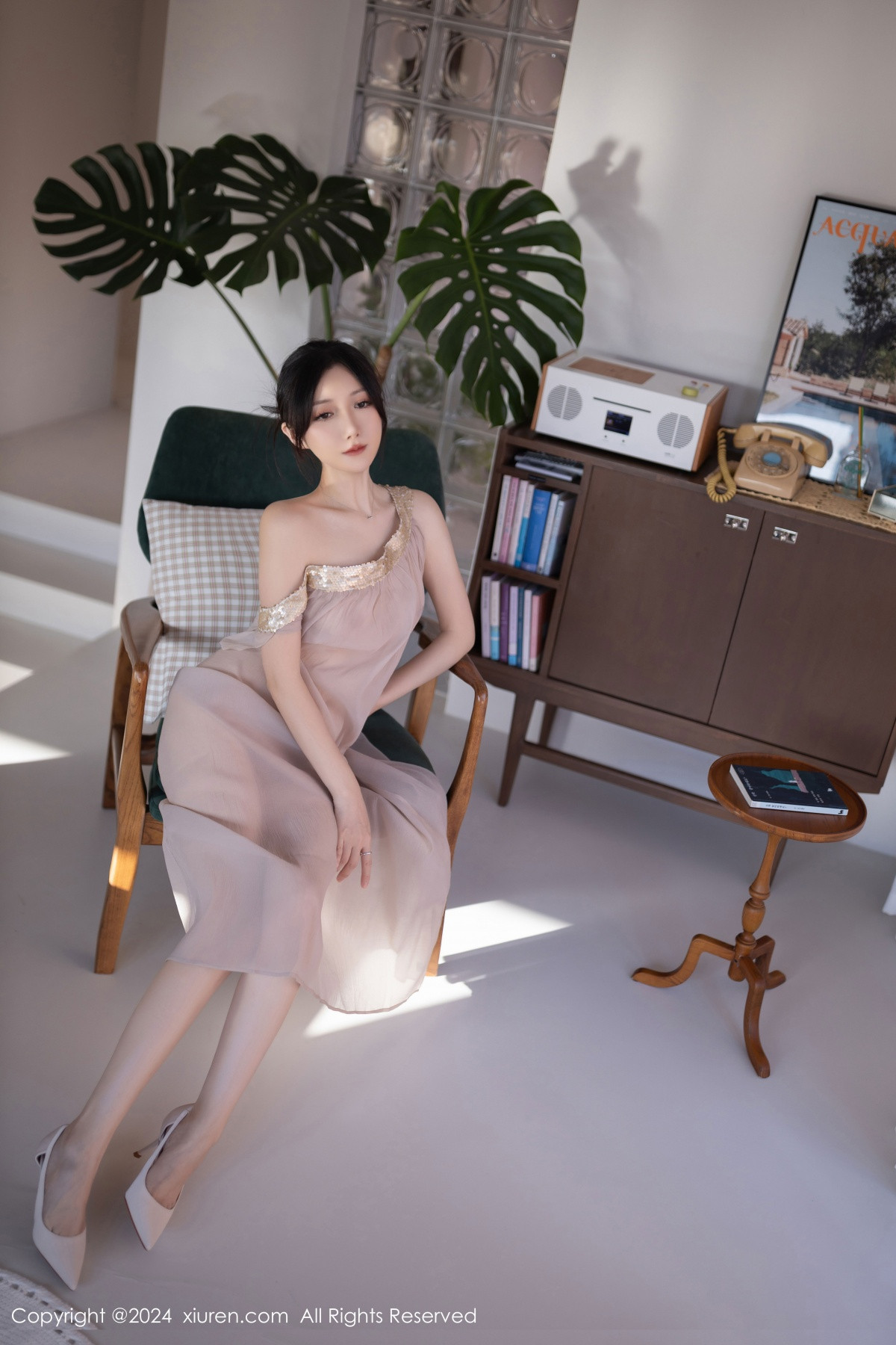 [秀人网] 2024.11.22 No.9492 鱼子酱Fish 美腿性感  第48张
