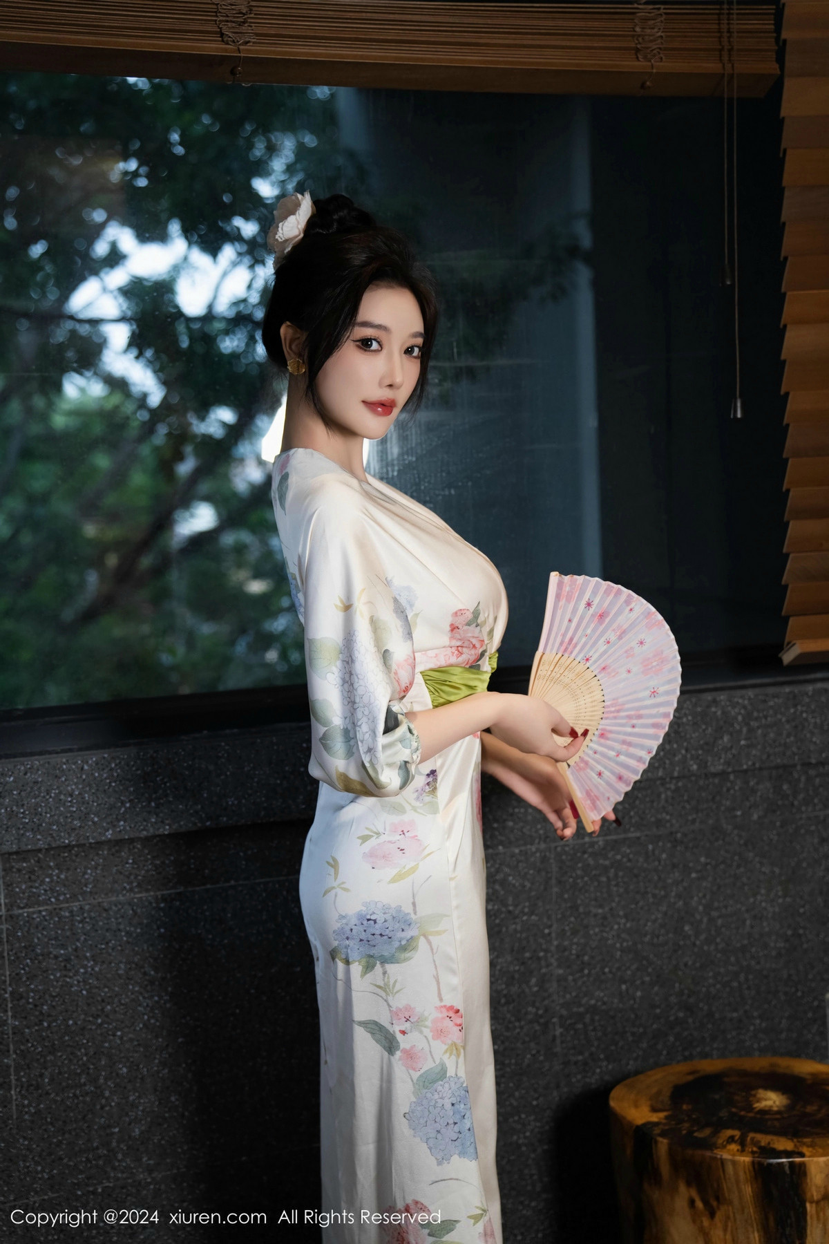 [秀人网] 2024.11.19 No.9470 杨晨晨Yome 丝袜美腿  第16张