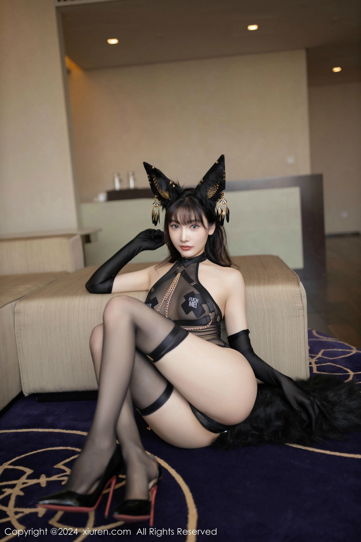 [秀人网] 2024.11.21 No.9483 陆萱萱 黑丝美腿  第26张