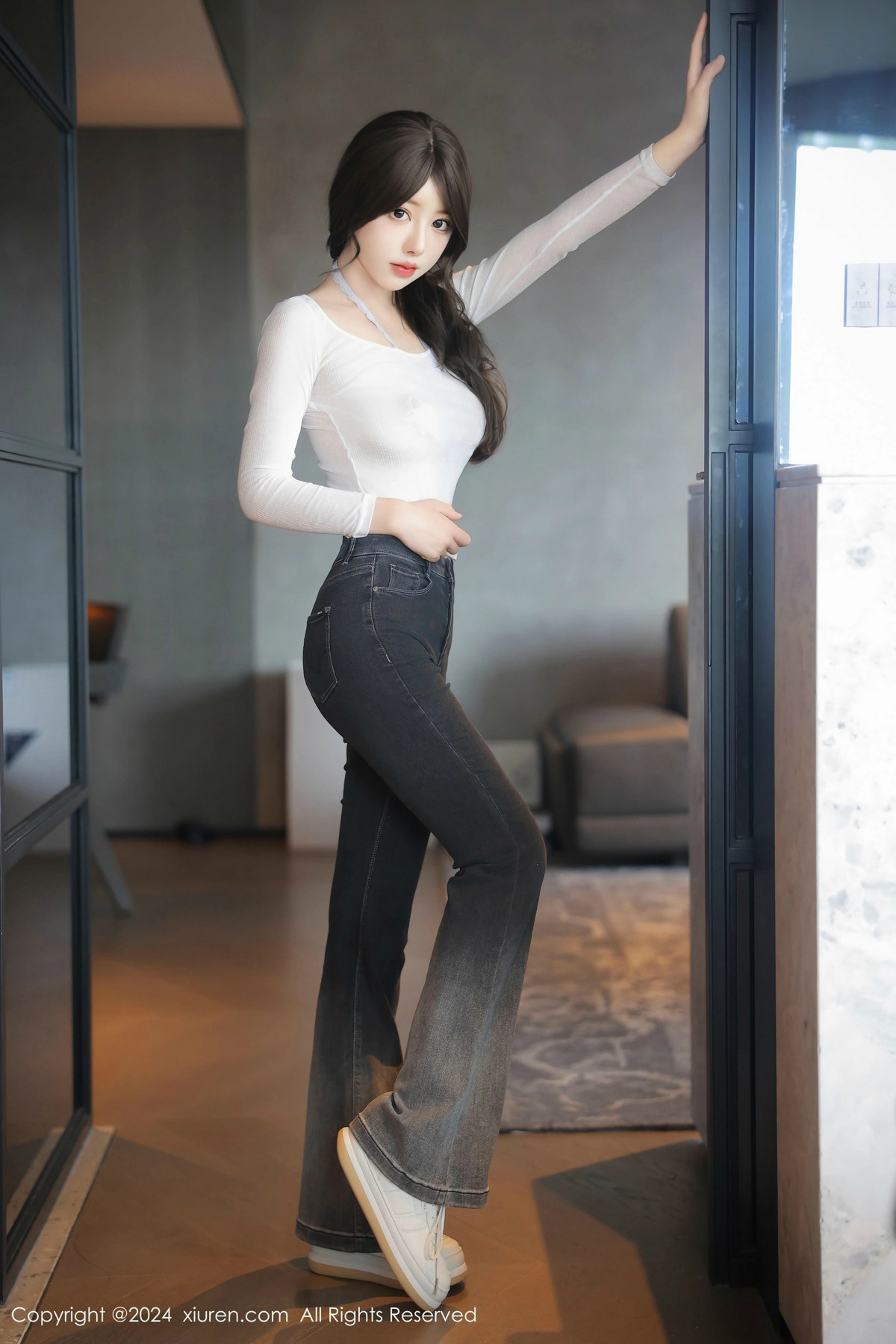 [秀人网] 2024.11.29 No.9524 桃妖夭 美腿丝袜  第2张