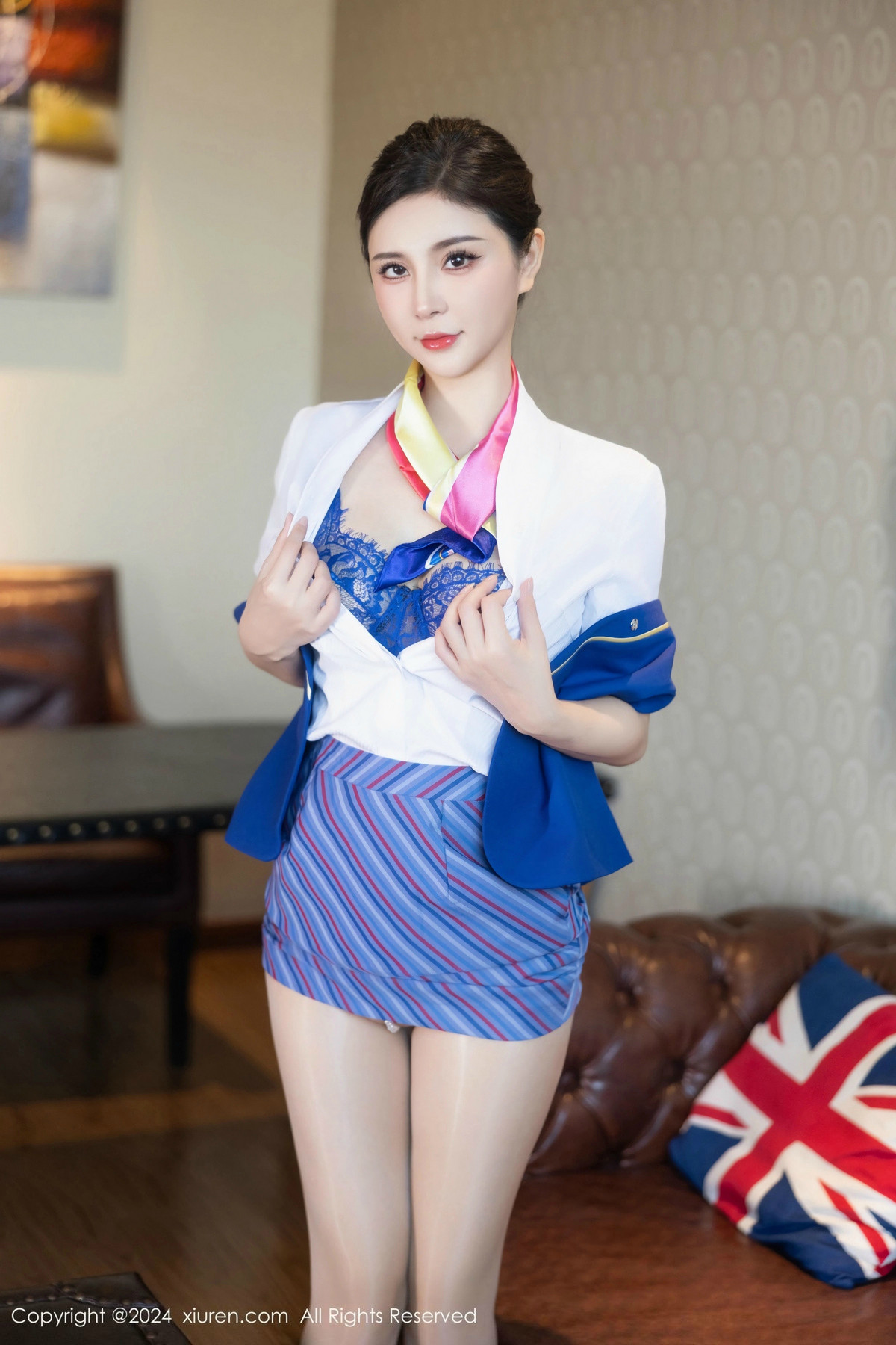 [秀人网] 2024.12.17 No.9612 小蛮妖Yummy 丝袜美腿  第22张