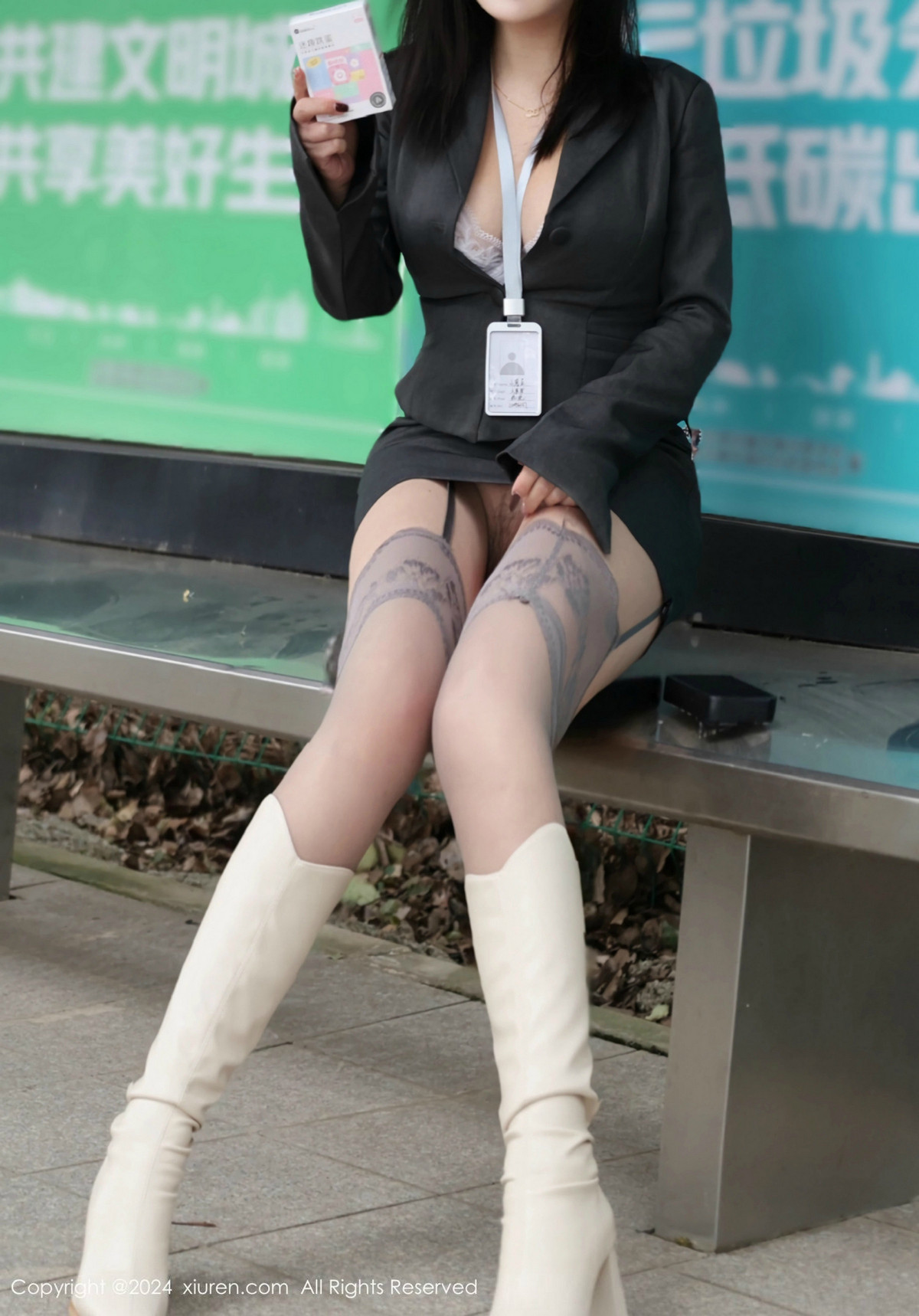 [秀人网] 2024.12.13 No.9595 小薯条nienie 丝袜美腿  第42张