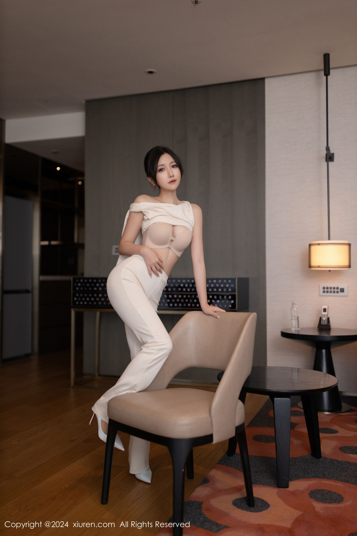[秀人网] 2024.11.15 No.9457 鱼子酱Fish 丝袜美腿  第22张