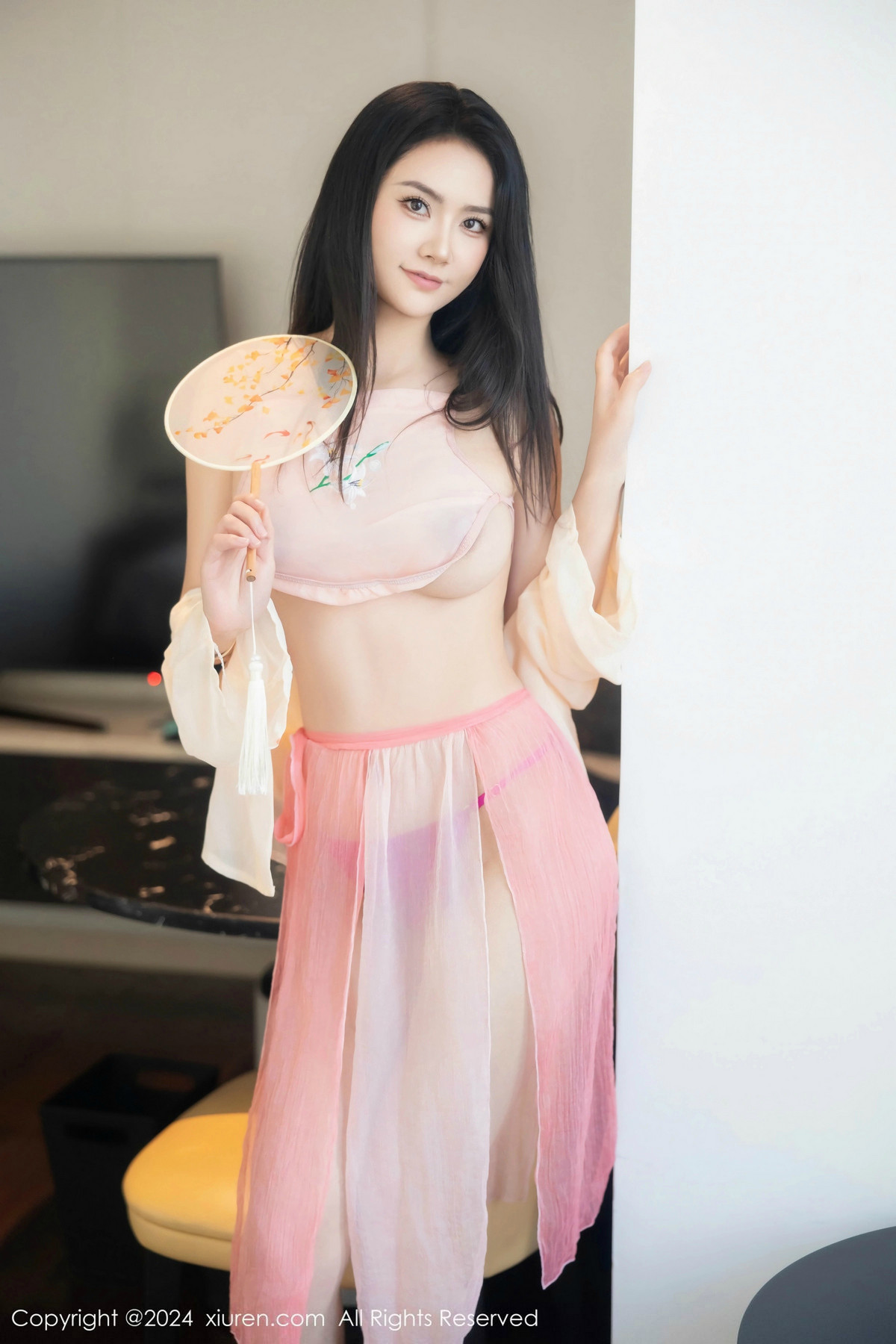[秀人网] 2024.12.03 No.9542 方子萱 古装美腿  第18张