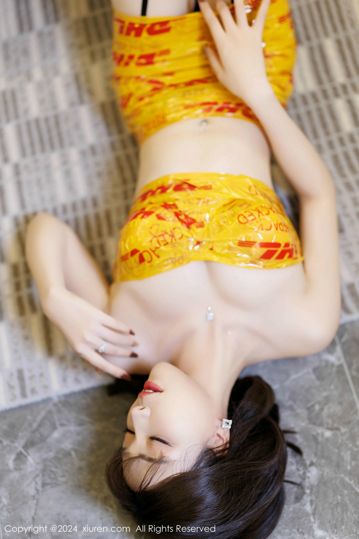 [秀人网] 2024.12.26 No.9664 徐莉芝Booty 黑丝美臀  第33张