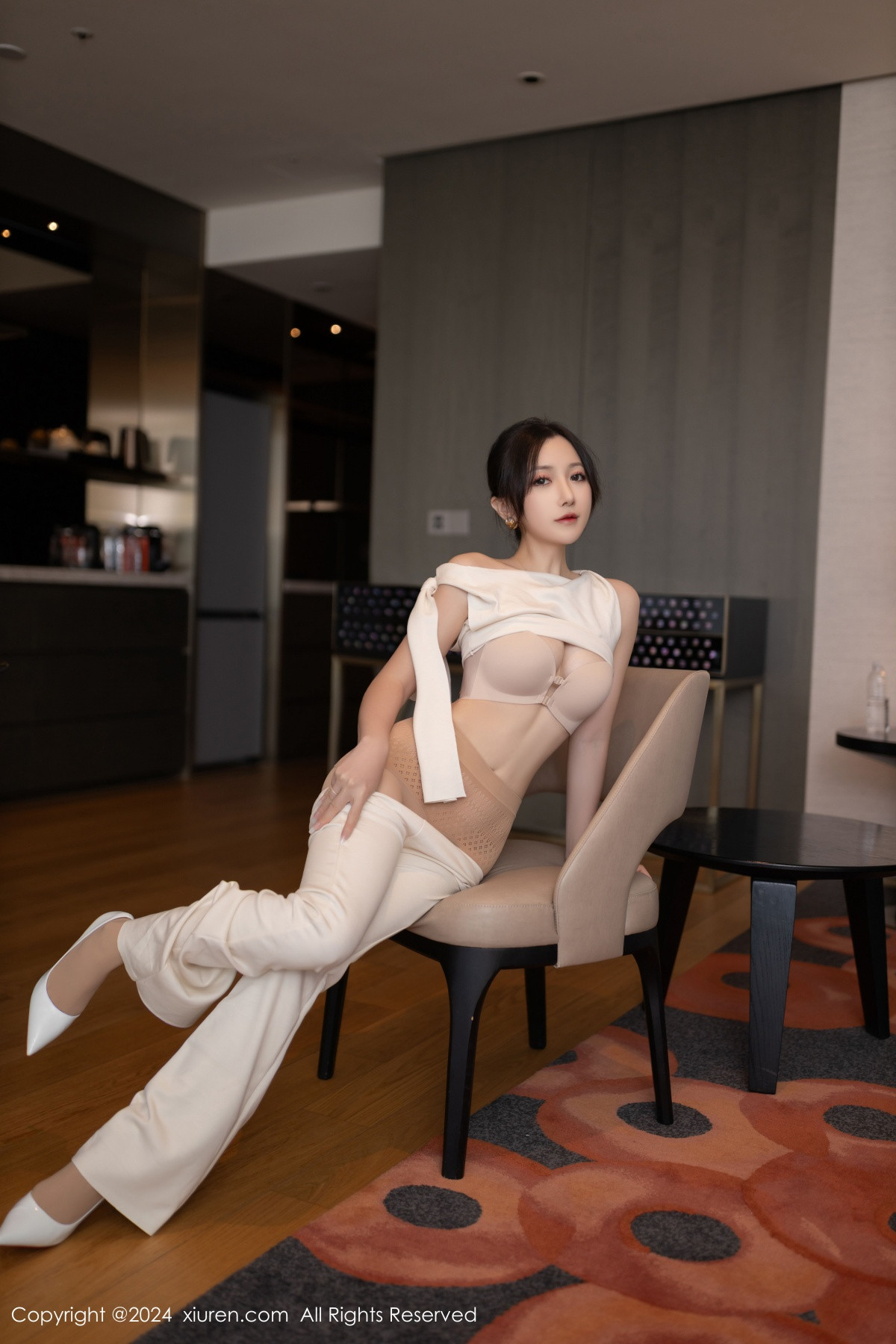 [秀人网] 2024.11.15 No.9457 鱼子酱Fish 丝袜美腿  第26张