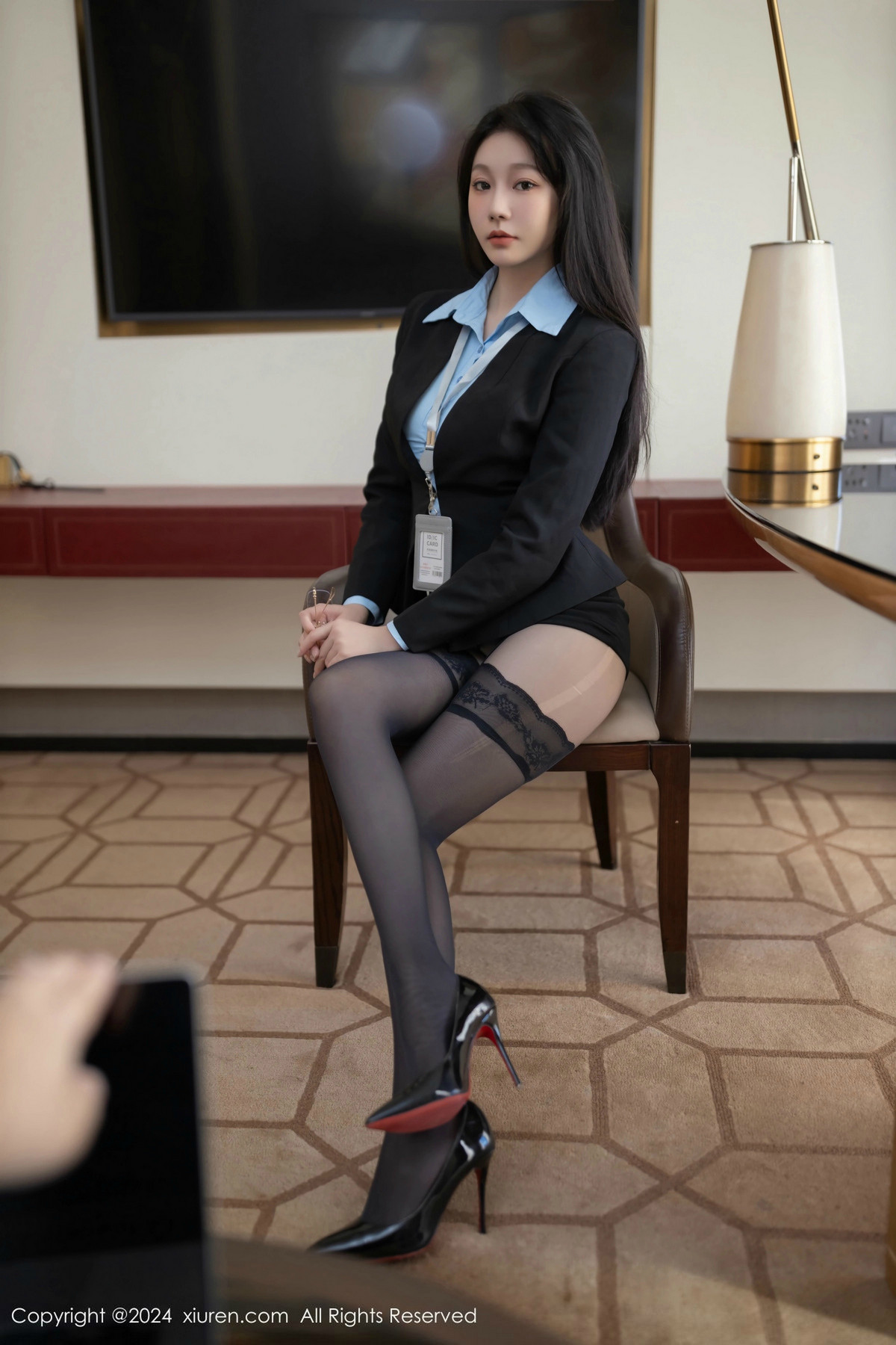 [秀人网] 2024.11.19 No.9469 安然anran 黑丝美腿  第9张