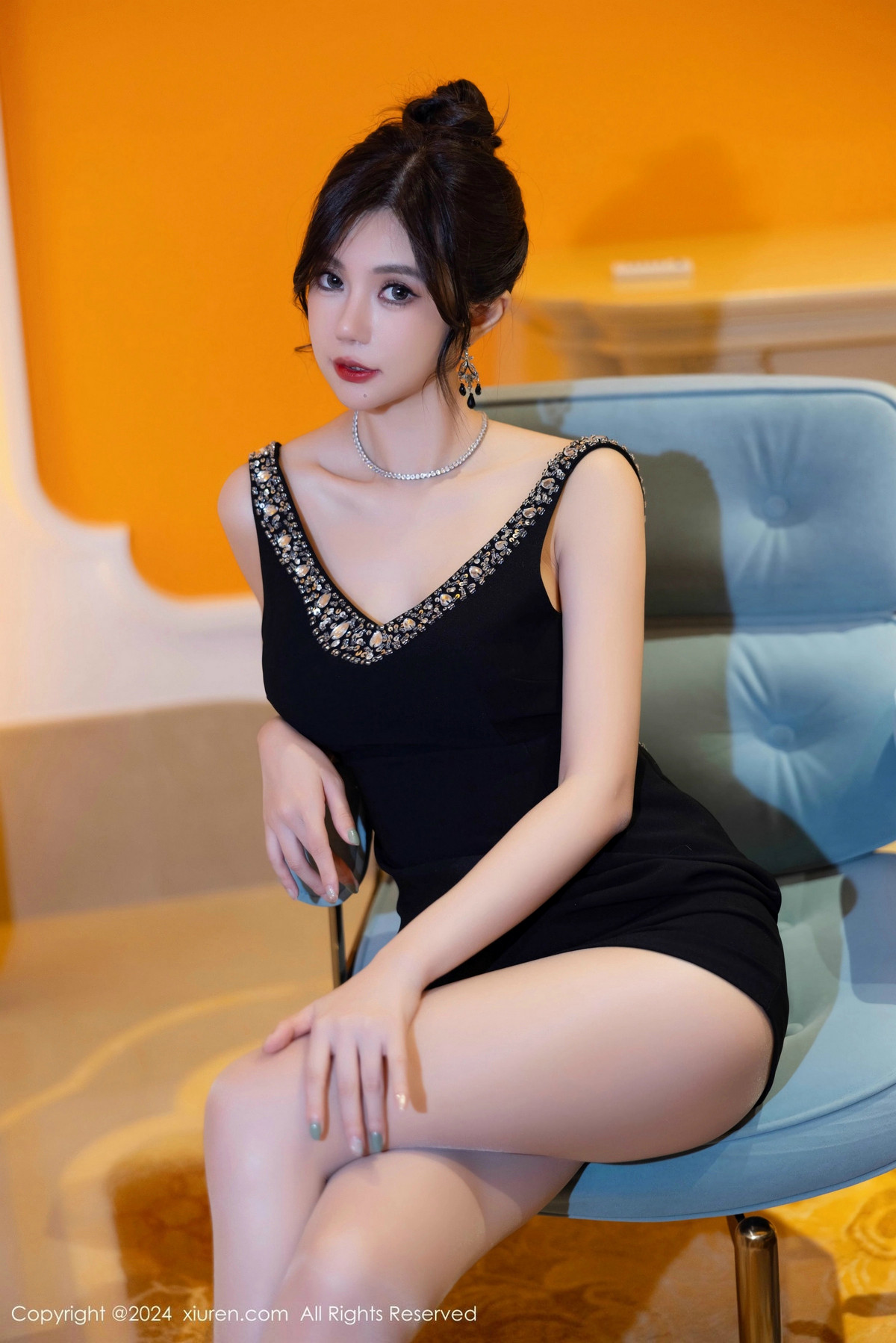 [秀人网] 2024.12.13 No.9596 绮里嘉ula 丝袜美腿  第9张