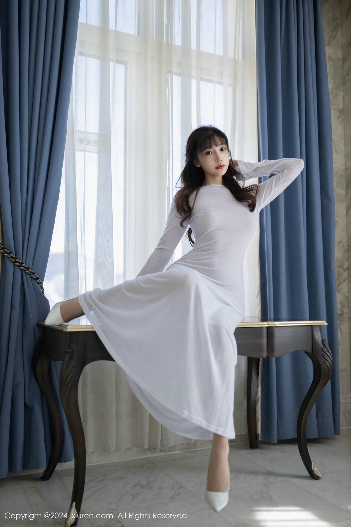 [秀人网] 2024.11.28 No.9521 陆萱萱 丝袜美腿  第6张