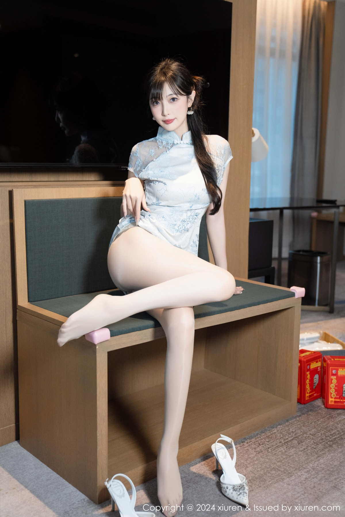 [秀人网] 2024.11.22 No.9487 林星阑 旗袍美腿  第33张