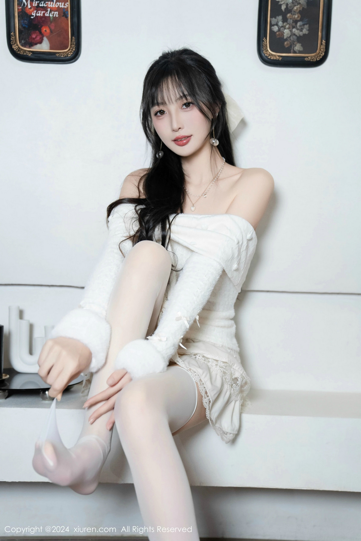 [秀人网] 2024.12.25 No.9658 林星阑 丝袜美腿  第14张