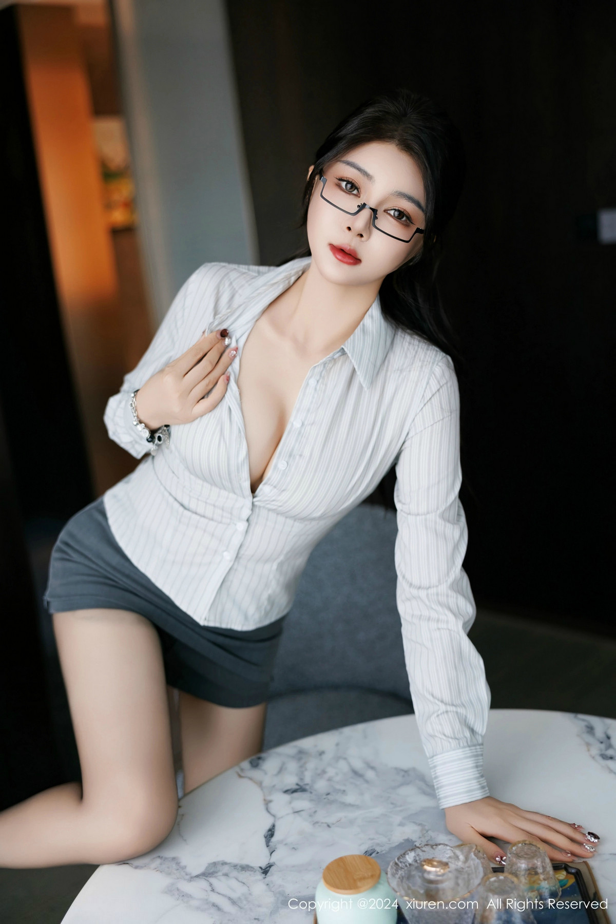 [秀人网] 2024.12.17 No.9611 凯竹Quinn 黑丝美腿  第20张