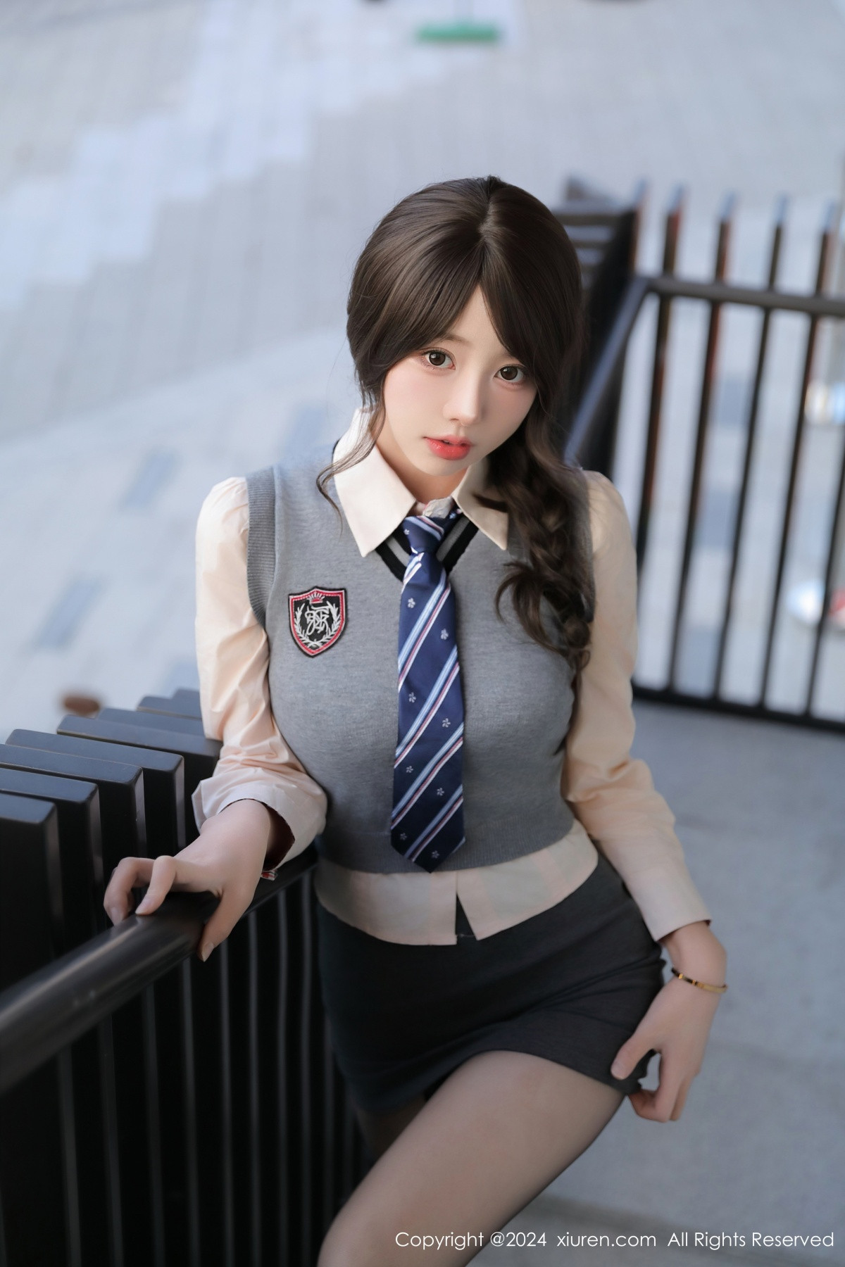[秀人网] 2024.12.06 No.9562 桃妖夭 黑丝美腿  第7张