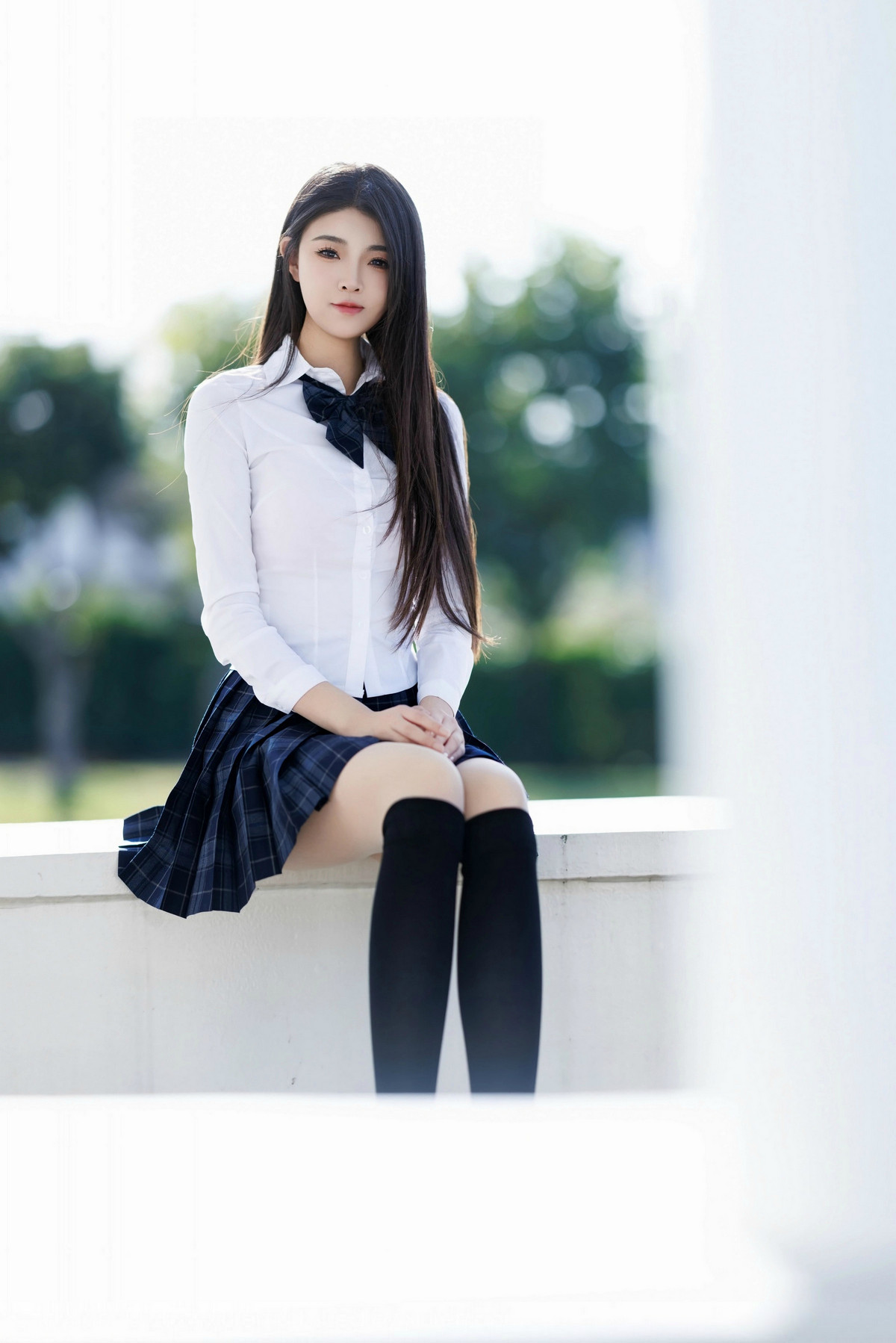 [秀人网] 2024.12.30 No.9682 初梦瑶 短裙美腿  第13张