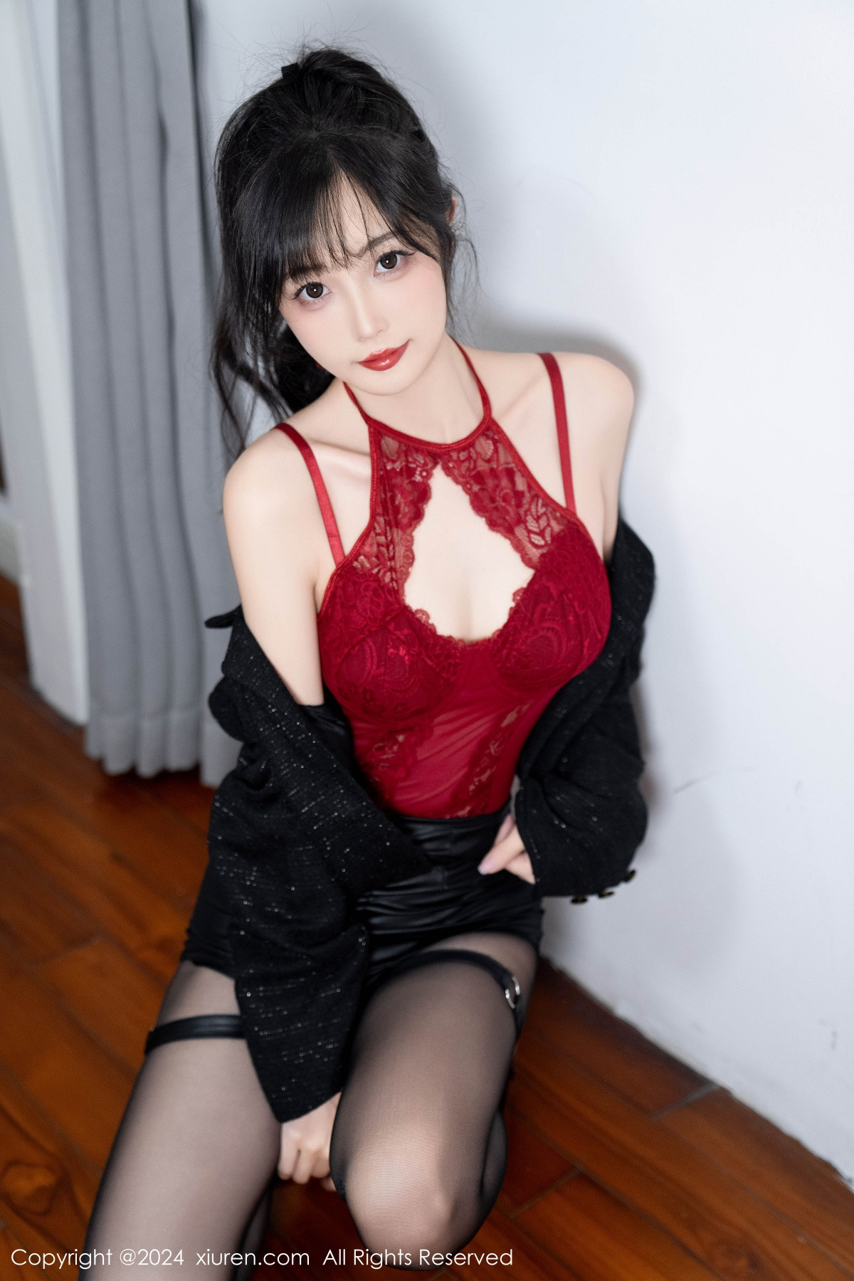 [秀人网] 2024.12.06 No.9561 林星阑 黑丝美腿  第16张