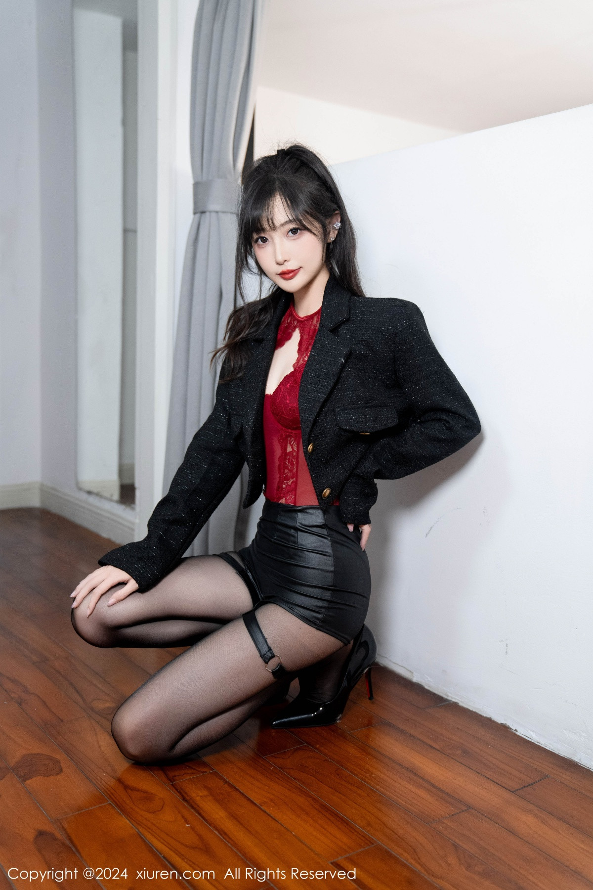 [秀人网] 2024.12.06 No.9561 林星阑 黑丝美腿  第12张