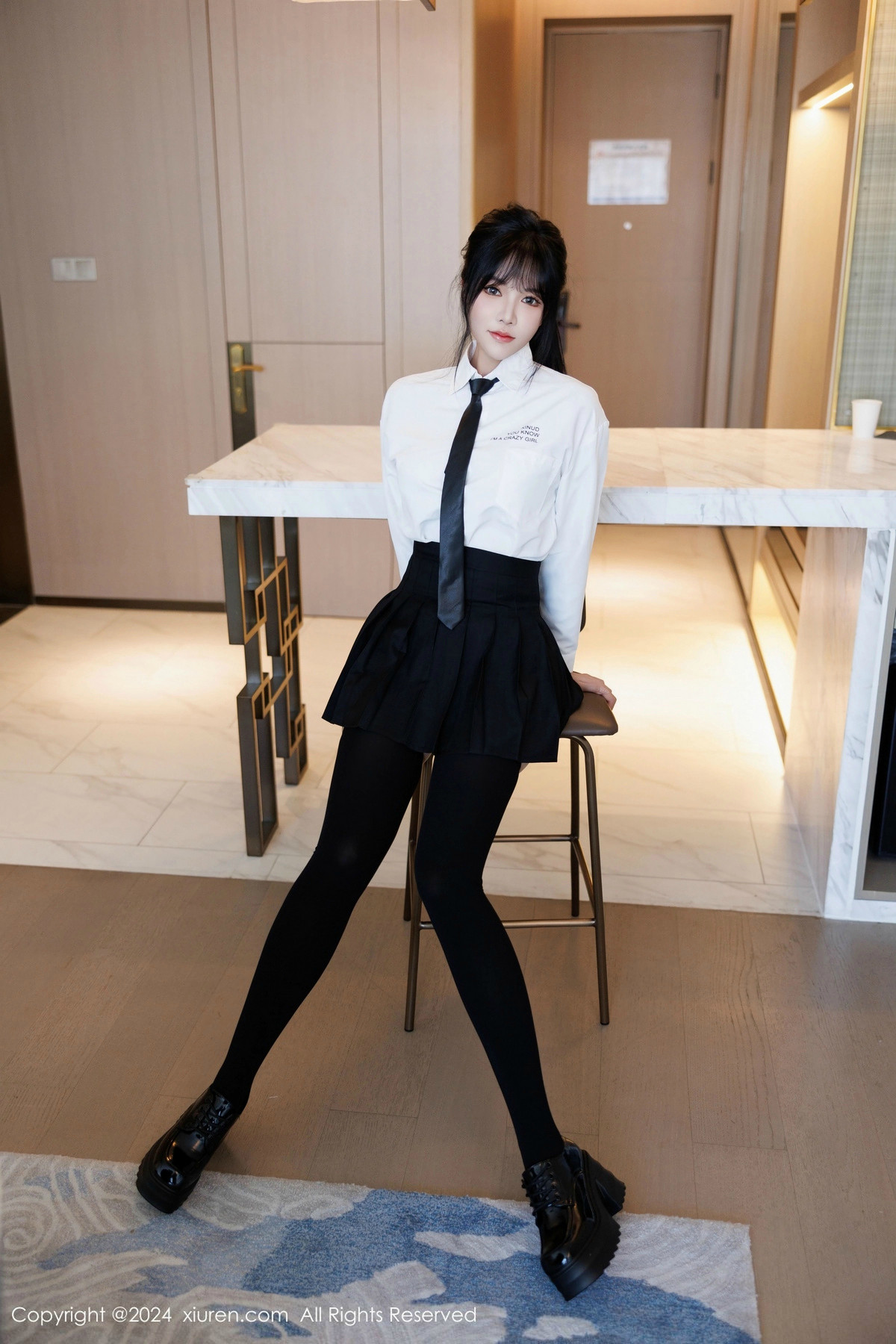 [秀人网] 2024.11.26 No.9505 娜比 美腿黑丝  第47张