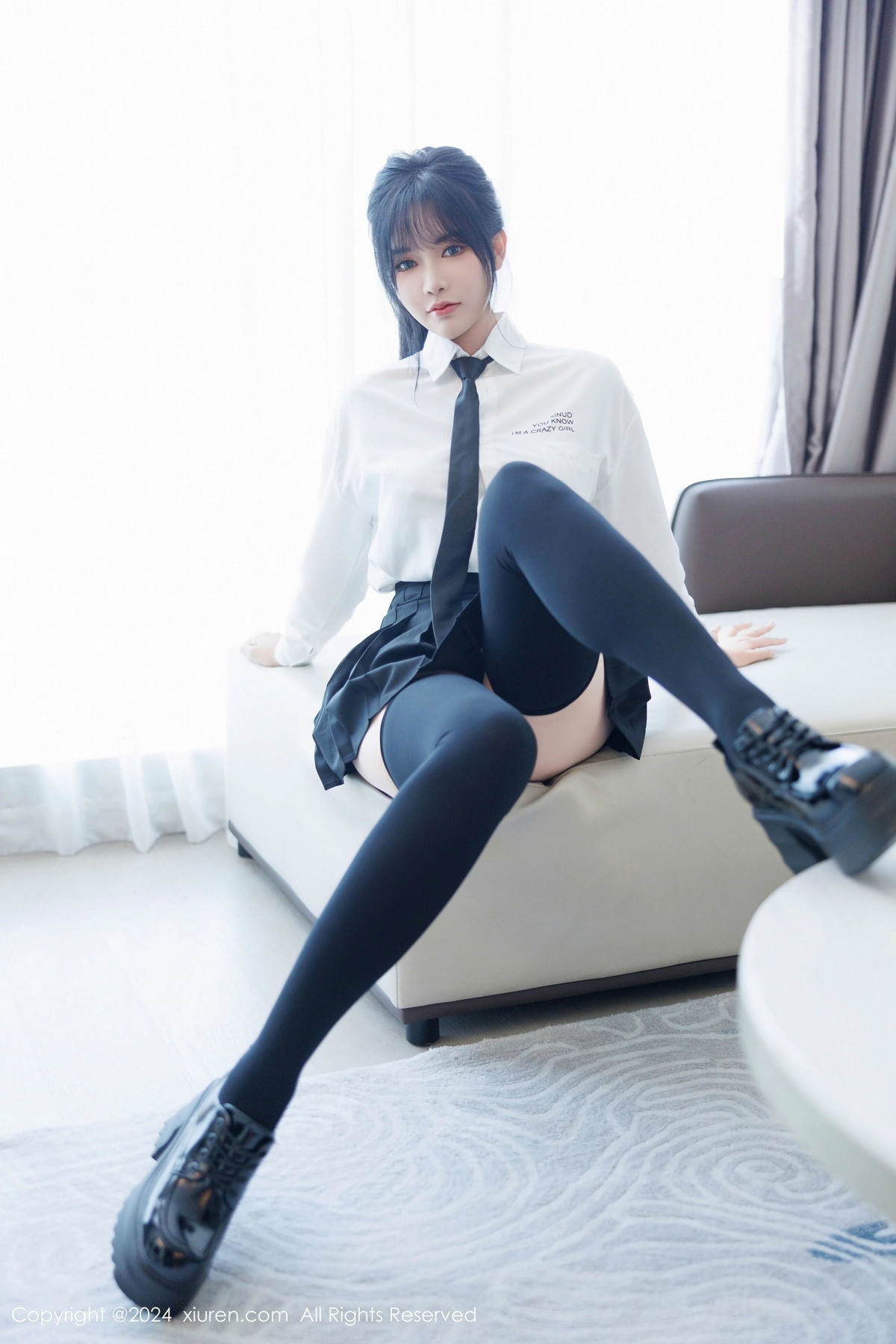 [秀人网] 2024.11.26 No.9505 娜比 美腿黑丝  第53张
