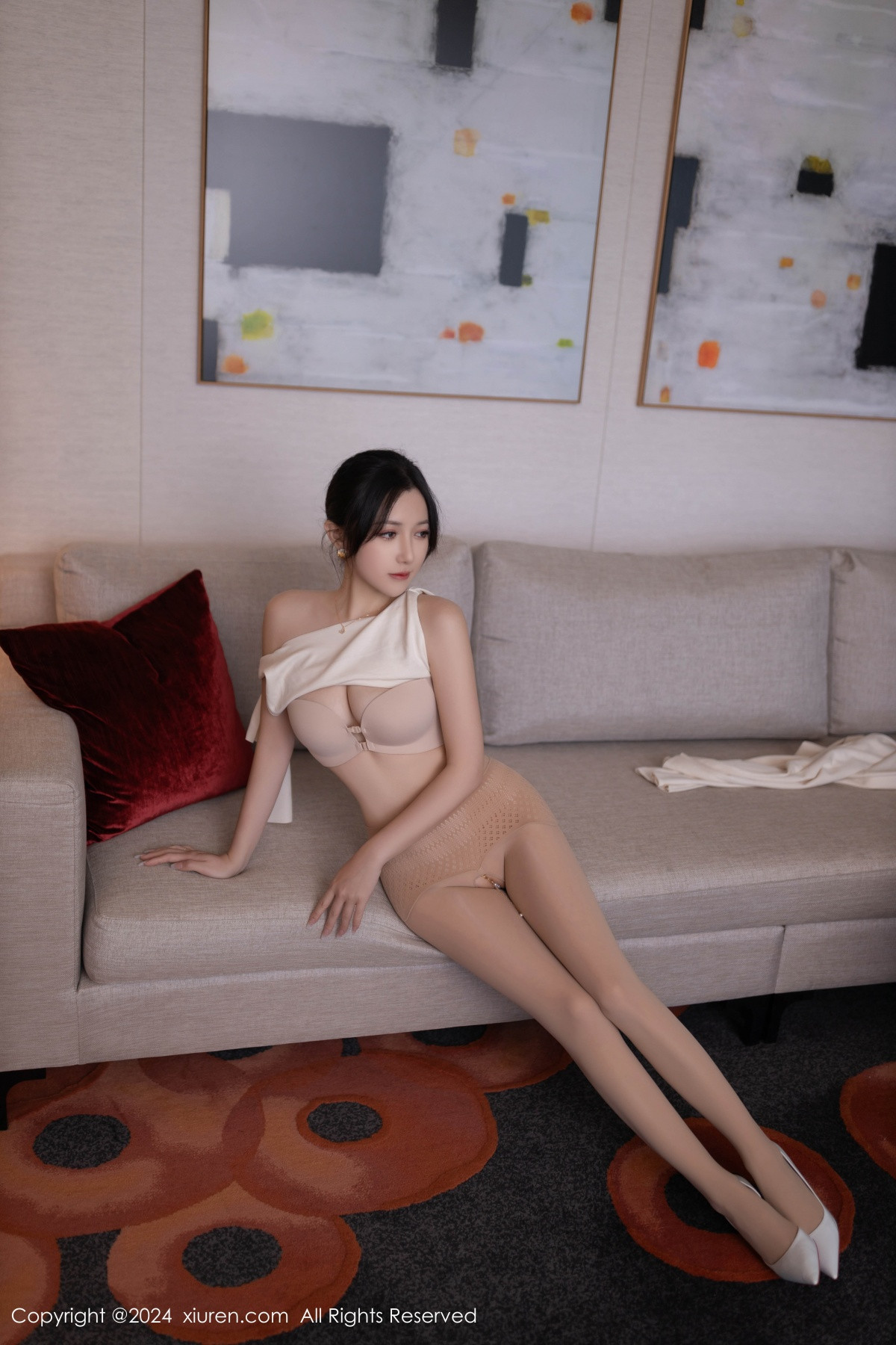 [秀人网] 2024.11.15 No.9457 鱼子酱Fish 丝袜美腿  第53张