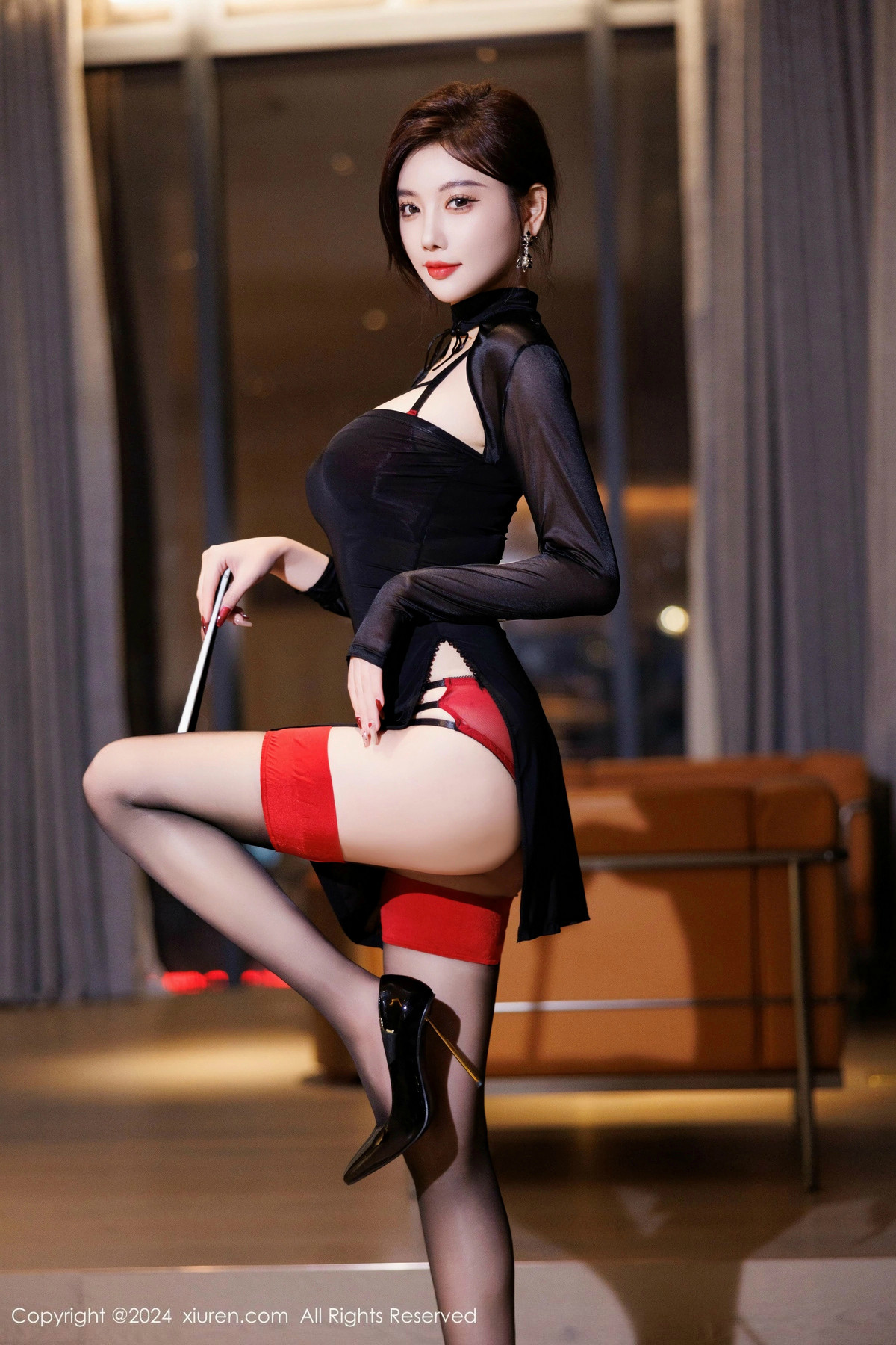[秀人网] 2024.12.13 No.9599 杨晨晨Yome 黑丝美腿  第5张