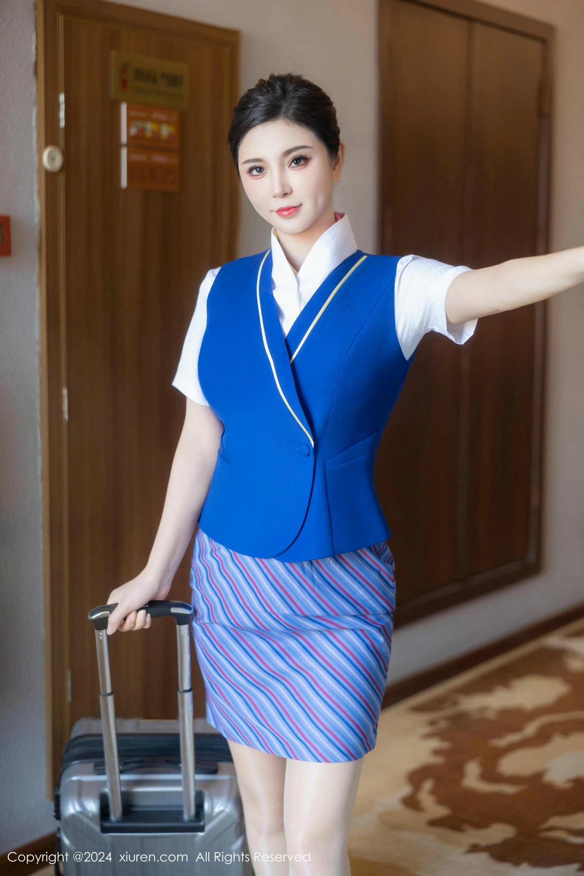 [秀人网] 2024.12.17 No.9612 小蛮妖Yummy 丝袜美腿  第3张