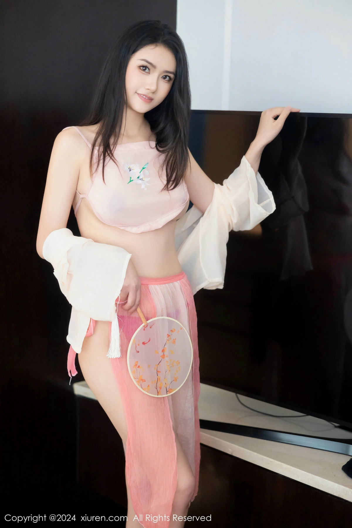 [秀人网] 2024.12.03 No.9542 方子萱 古装美腿  第15张