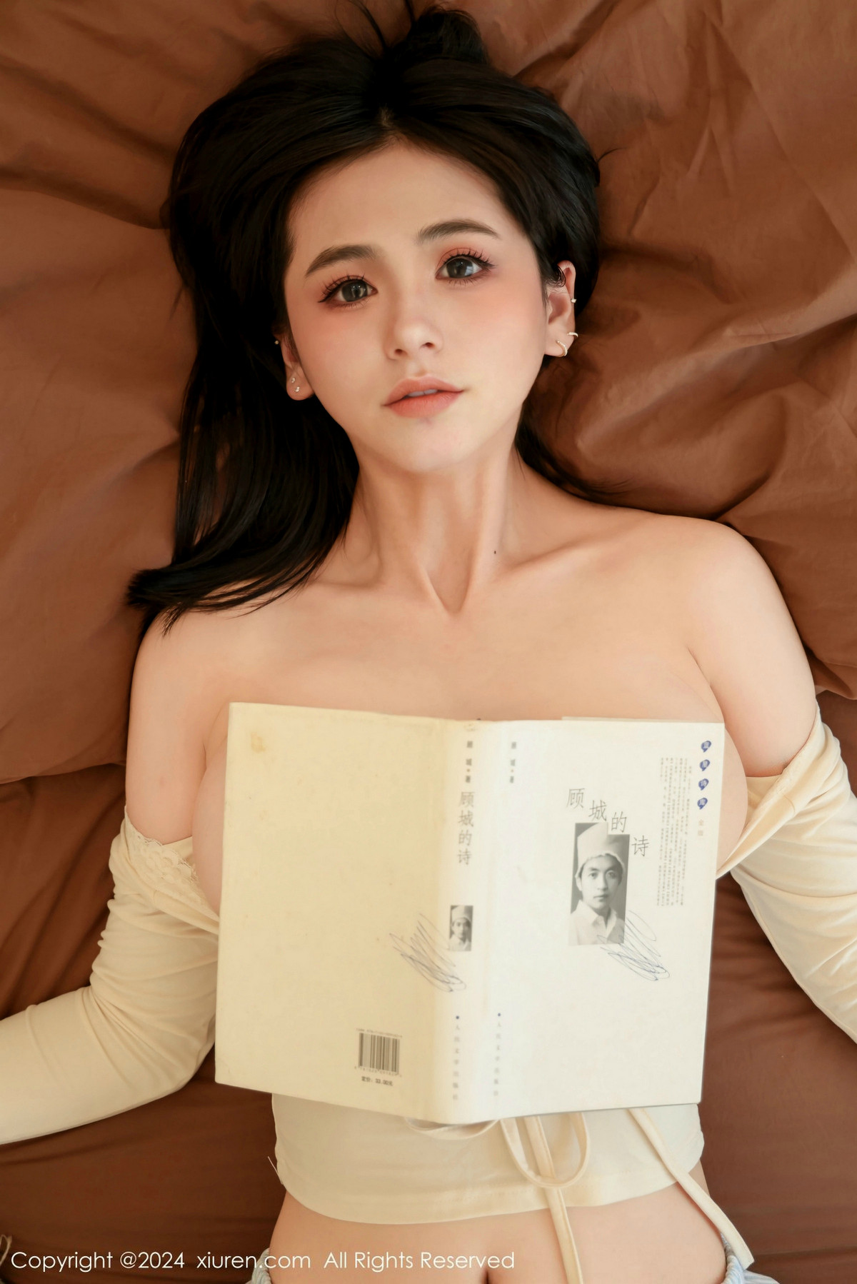 [秀人网] 2024.12.05 No.9551 奶芙乔乔 美腿清纯  第47张