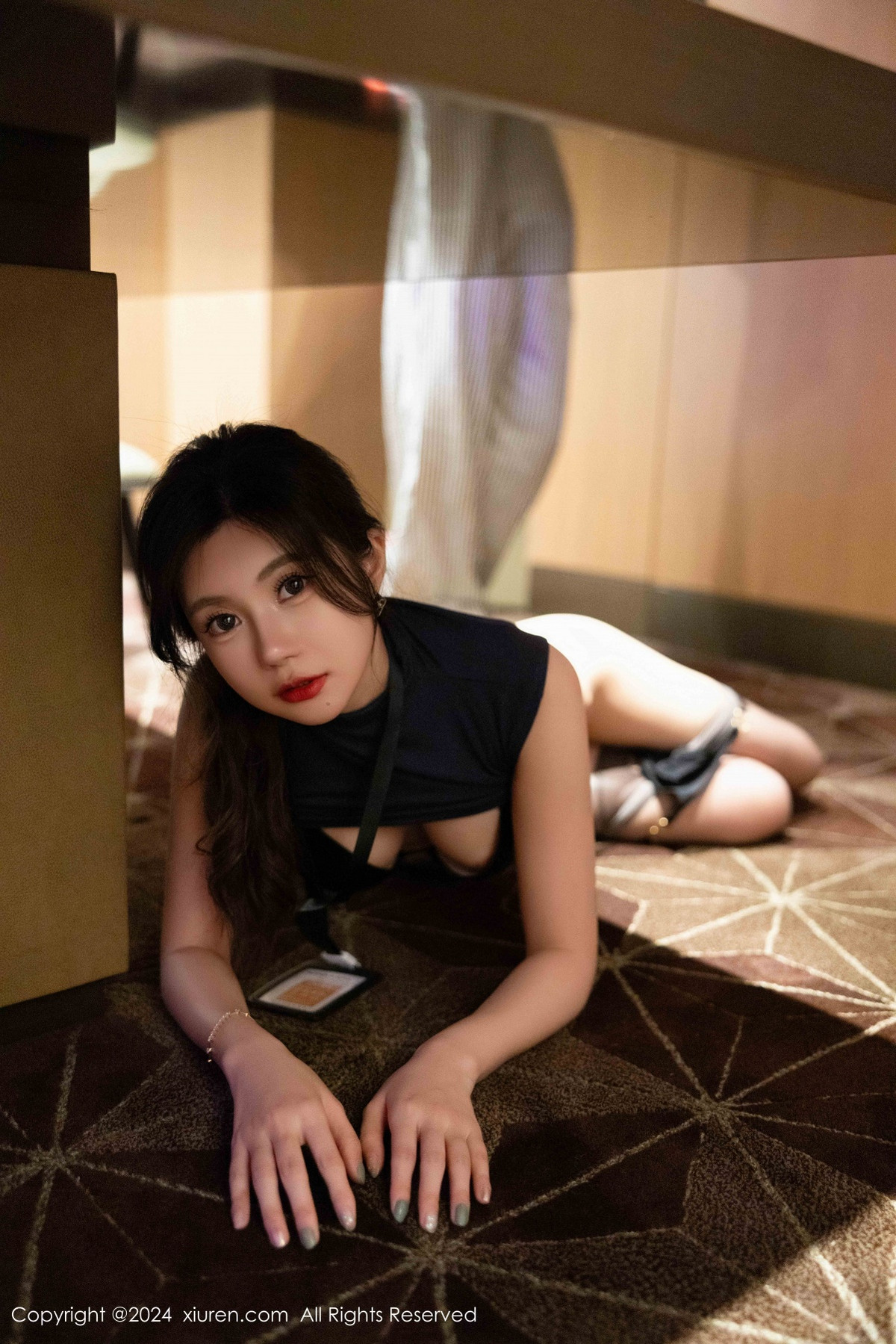 [秀人网] 2024.12.06 No.9560 绮里嘉ula 黑丝美腿  第88张