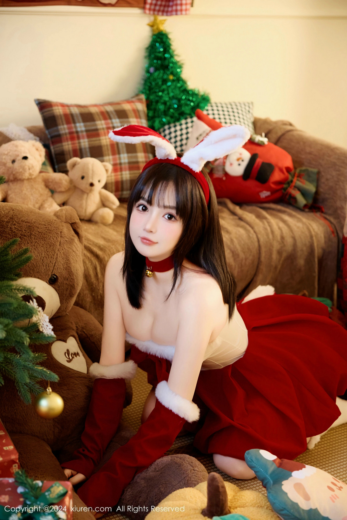 [秀人网] 2024.12.25 No.9656 养乐多Doll 美臀性感  第14张