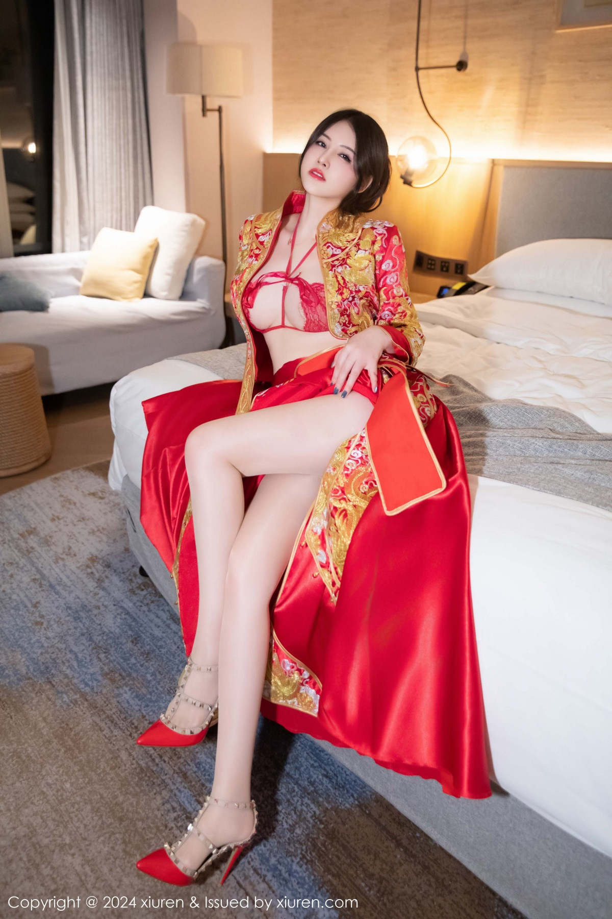[秀人网] 2024.11.22 No.9494 诗诗kiki 美腿新娘  第23张