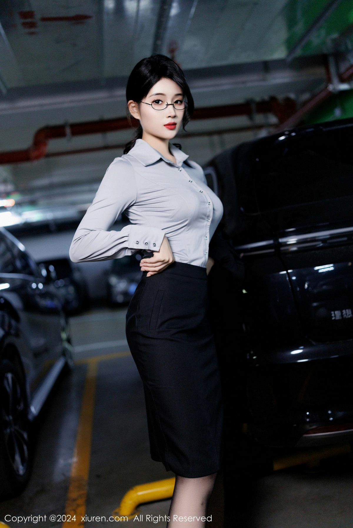 [秀人网] 2024.12.09 No.9567 南乔 OL美腿  第17张