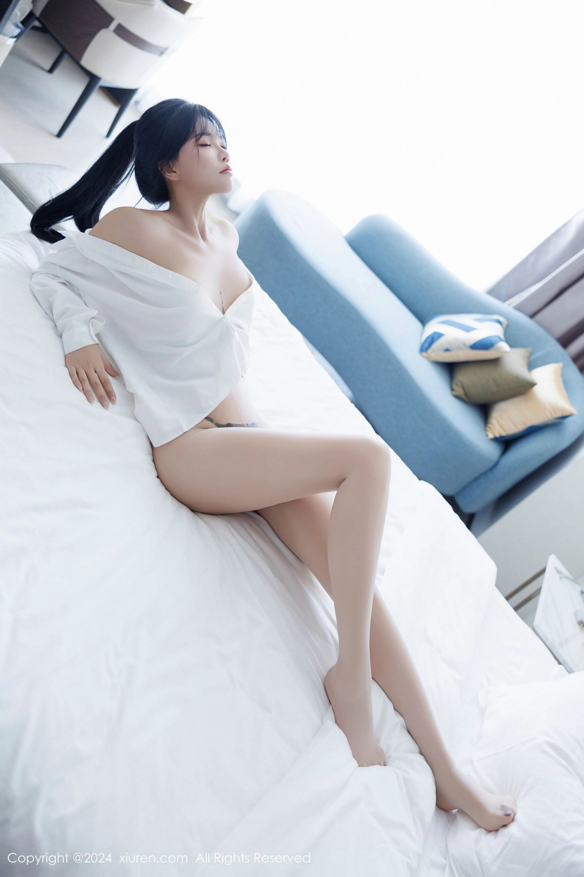 [秀人网] 2024.11.26 No.9505 娜比 美腿黑丝  第44张
