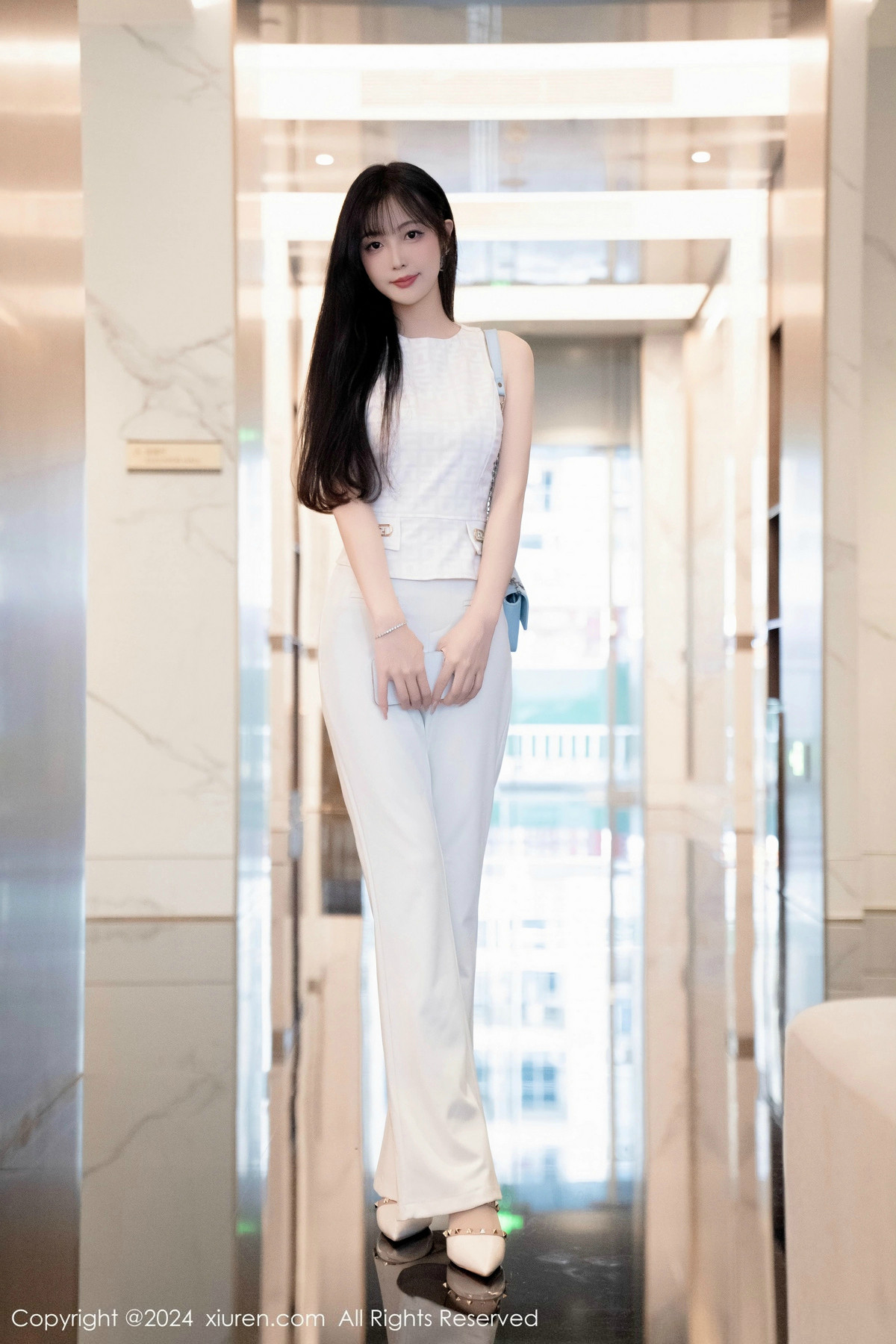 [秀人网] 2024.11.29 No.9528 林星阑 美腿丝袜  第18张