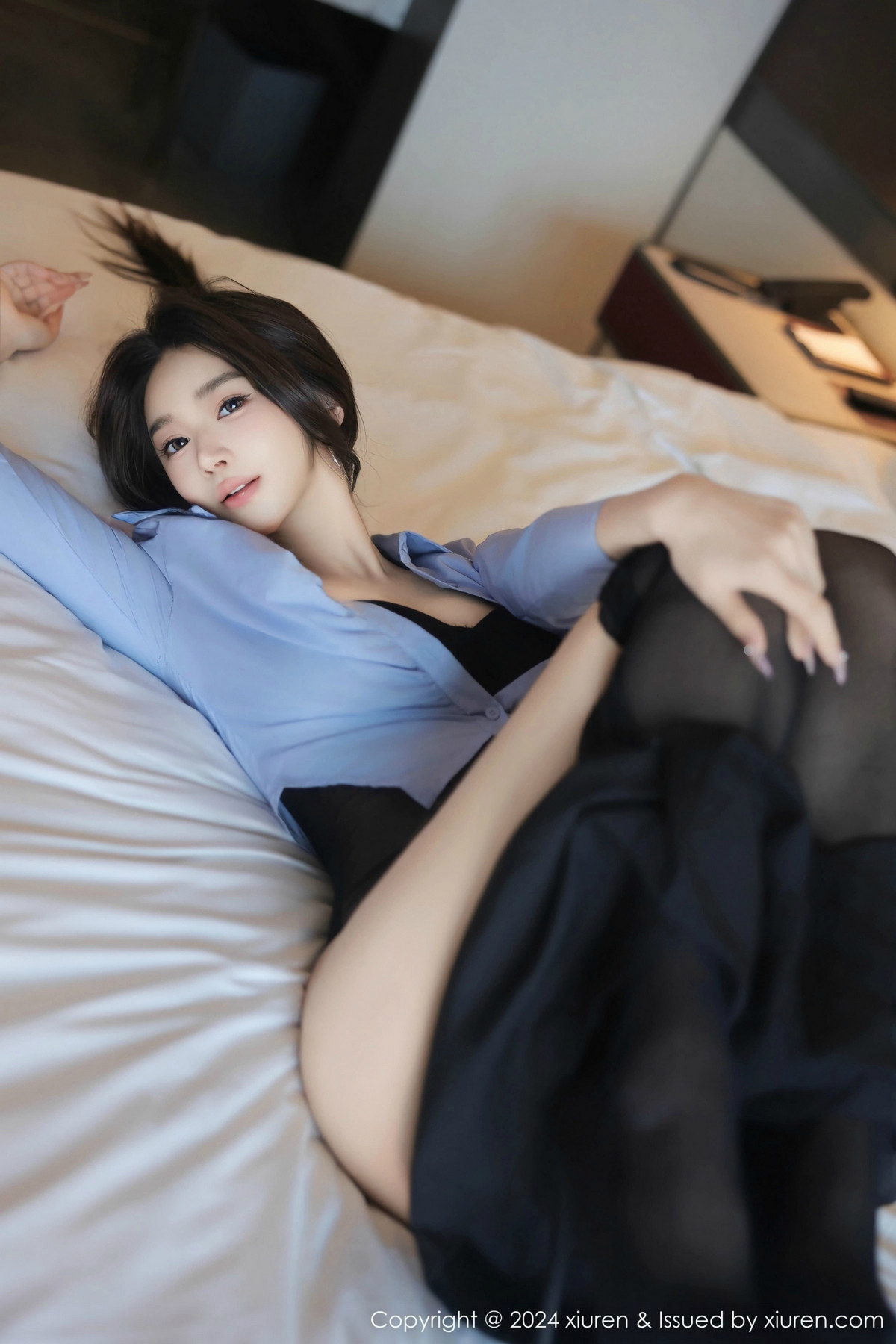[秀人网] 2024.12.13 No.9591 Candy糖糖 黑丝美腿  第26张