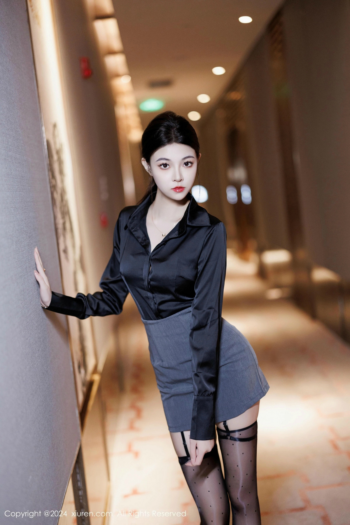 [秀人网] 2024.12.16 No.9604 初梦瑶 美腿黑丝  第8张