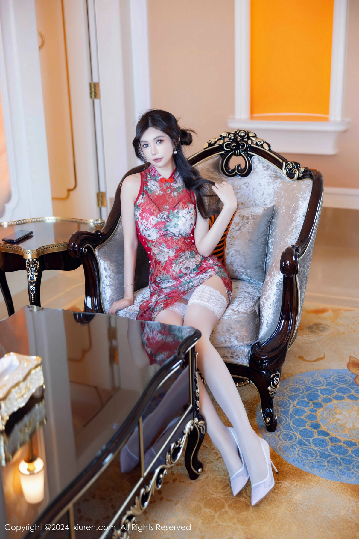 [秀人网] 2024.11.29 No.9529 绮里嘉ula 丝袜美腿  第2张