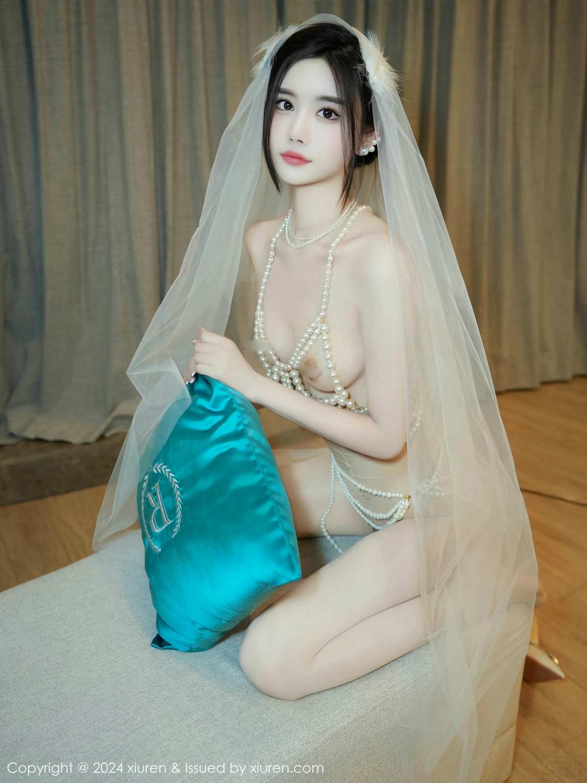 [秀人网] 2024.12.27 No.9674 Erikaki 情趣婚纱  第47张