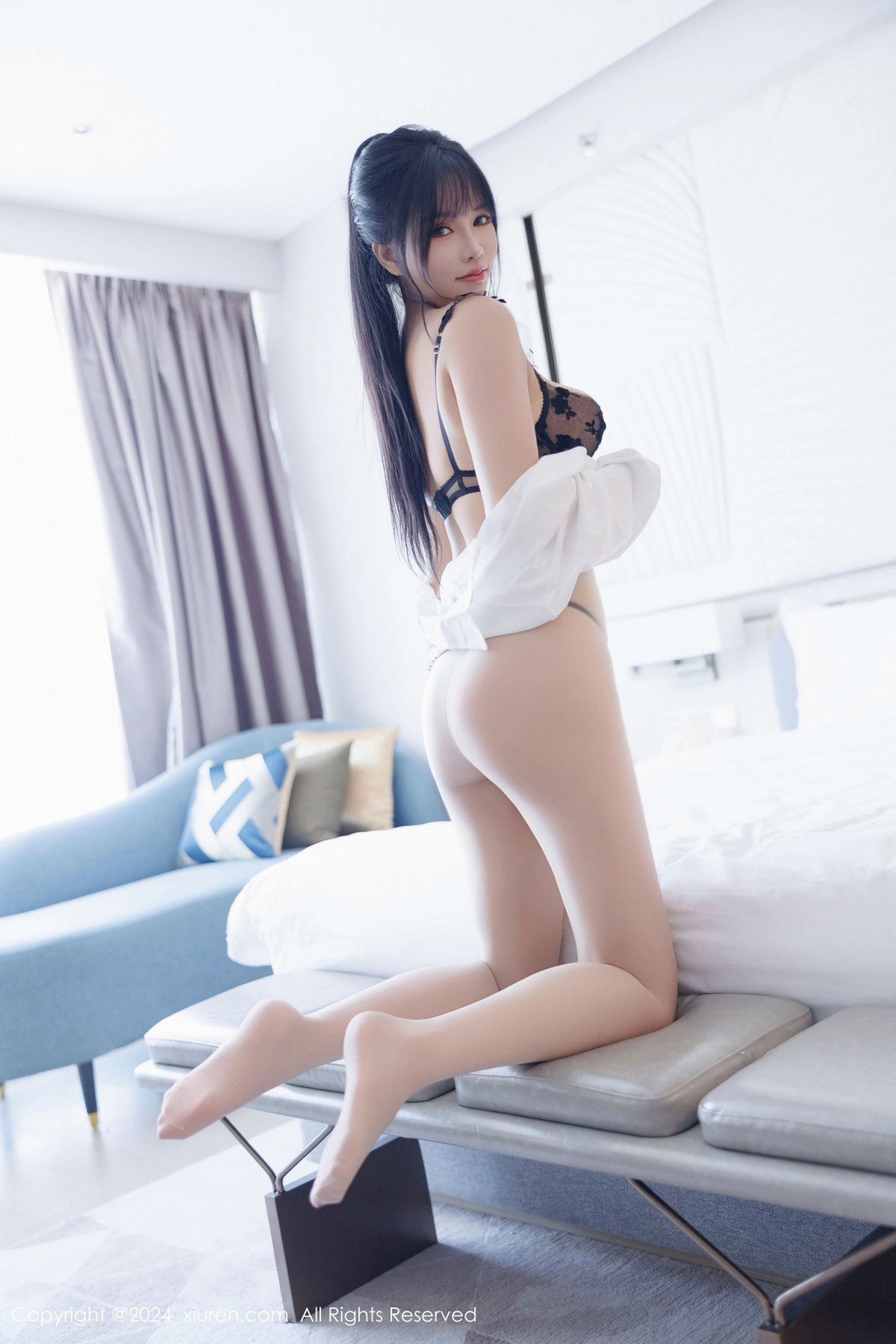 [秀人网] 2024.11.26 No.9505 娜比 美腿黑丝  第81张