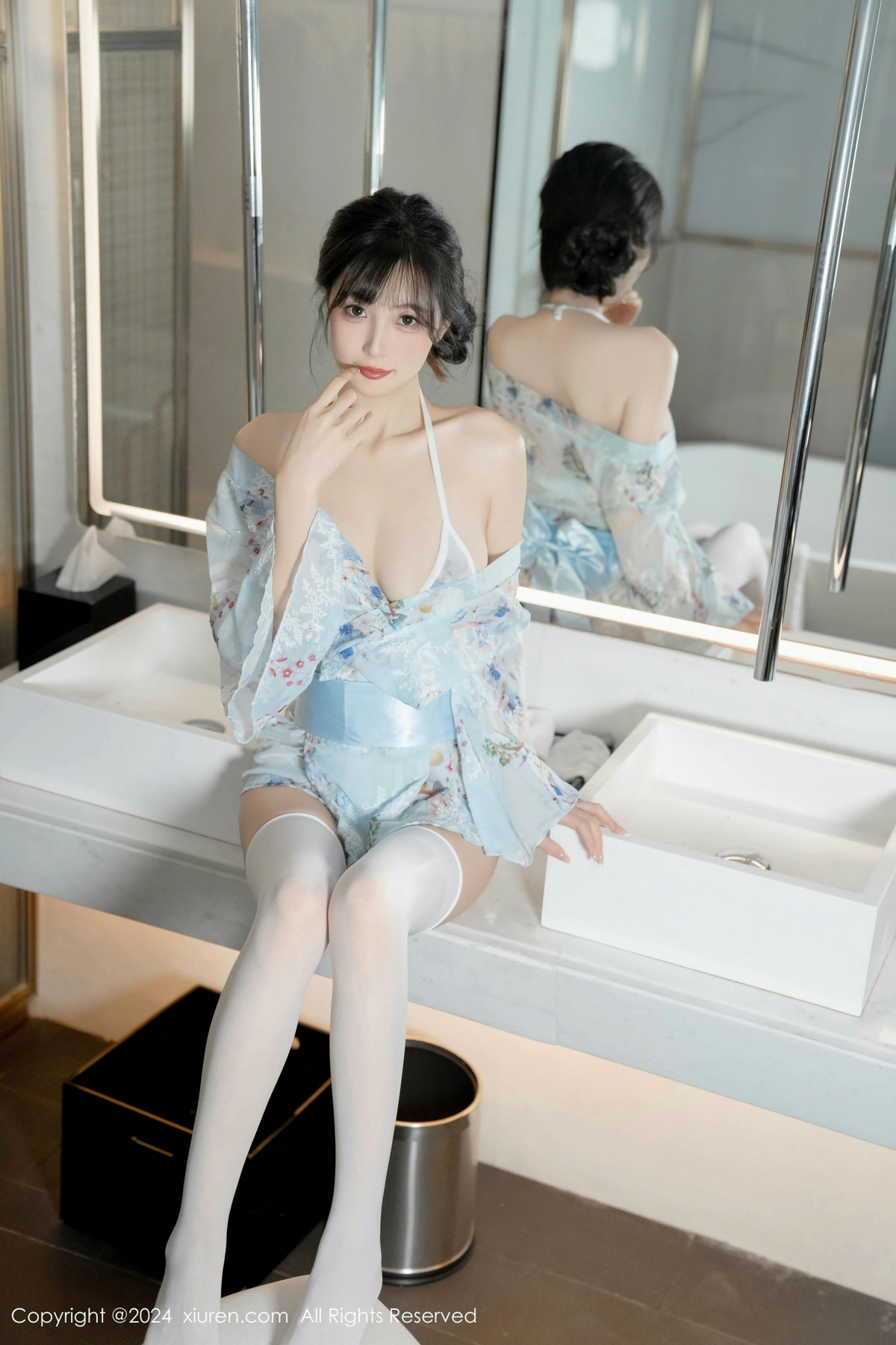 [秀人网] 2024.12.20 No.9632 林星阑 丝袜美腿  第16张